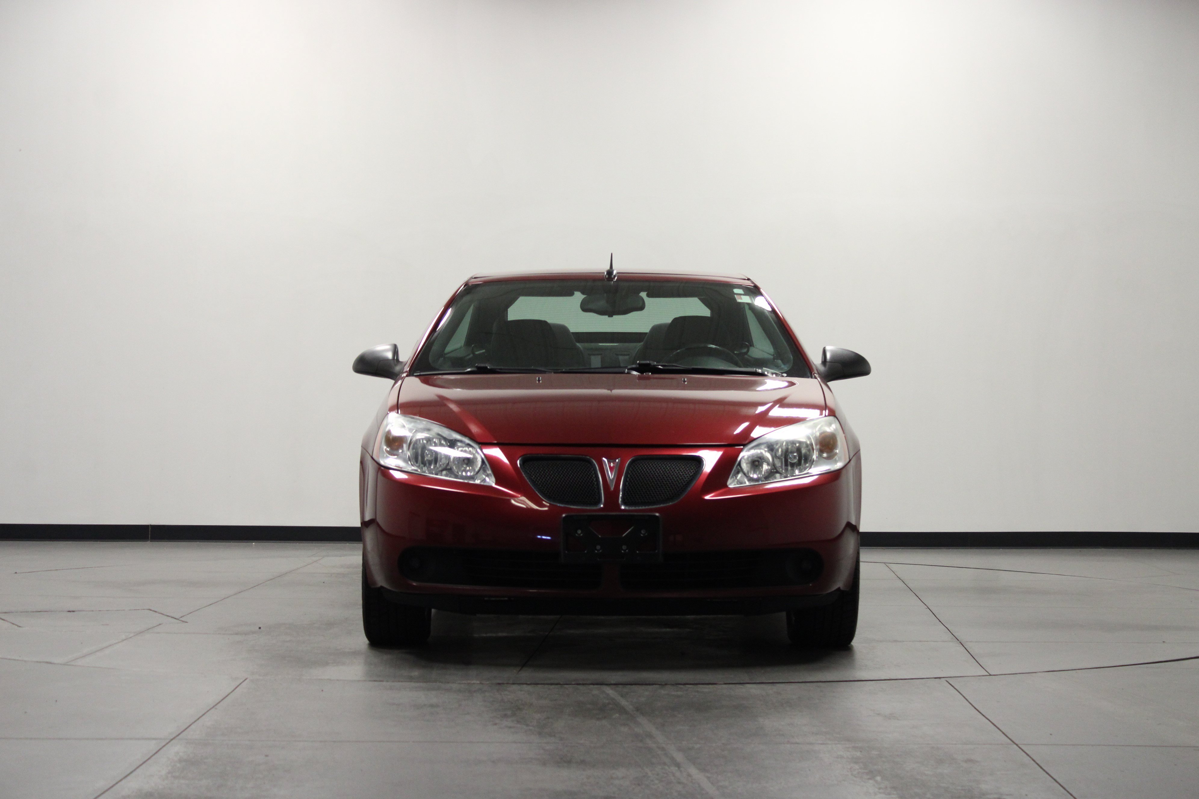 Used 2008 Pontiac G6 GT w/ Sport Package FWD image 9