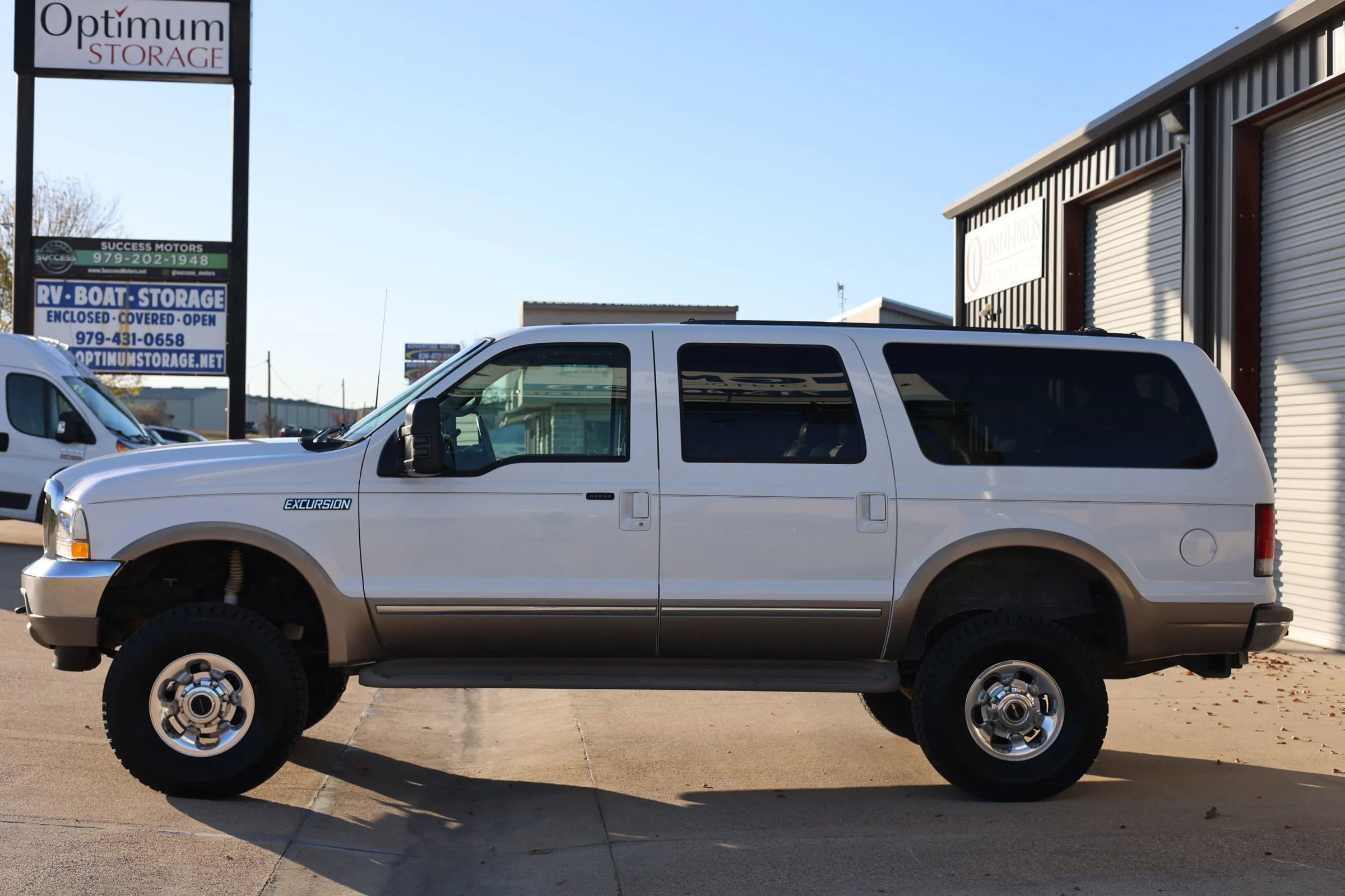 Used 2002 Ford Excursion Limited image 4