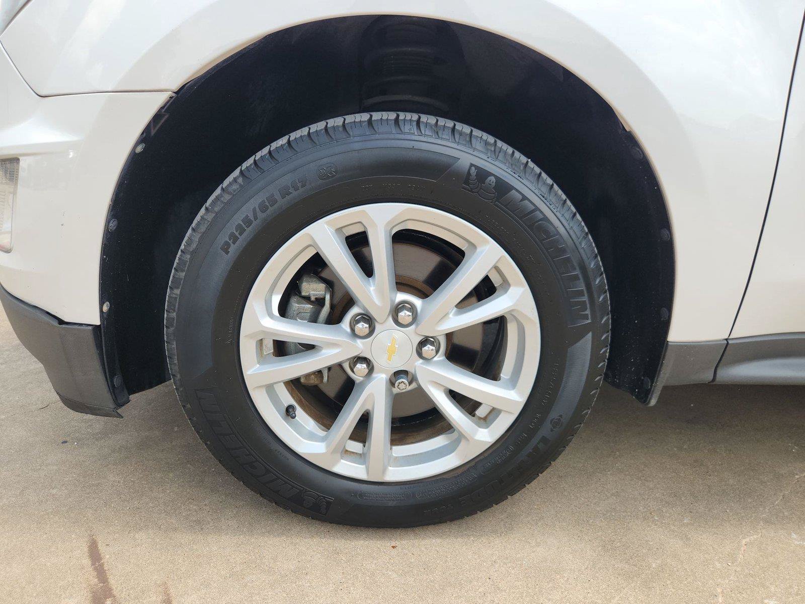Used 2017 Chevrolet Equinox LT w/ Convenience Package FWD image 32