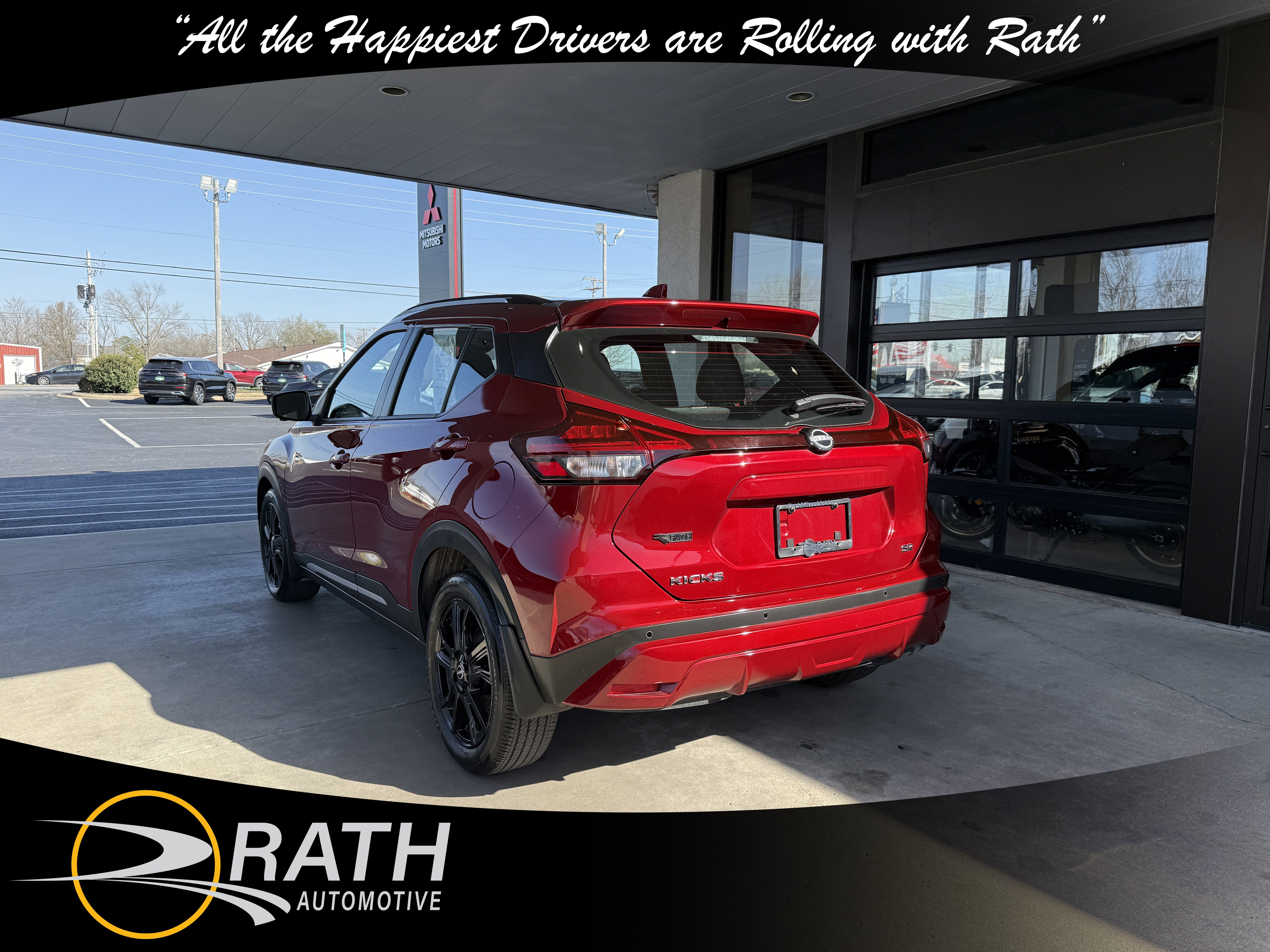 Used 2024 Nissan Kicks SR image 7