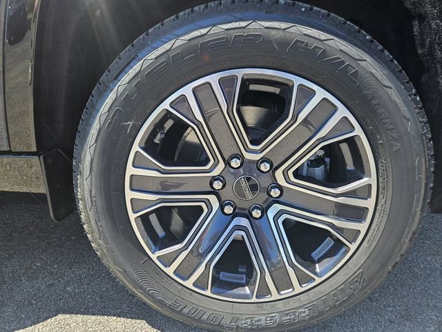 New 2025 Jeep Wagoneer L 4WD w/ Convenience Group I image 10