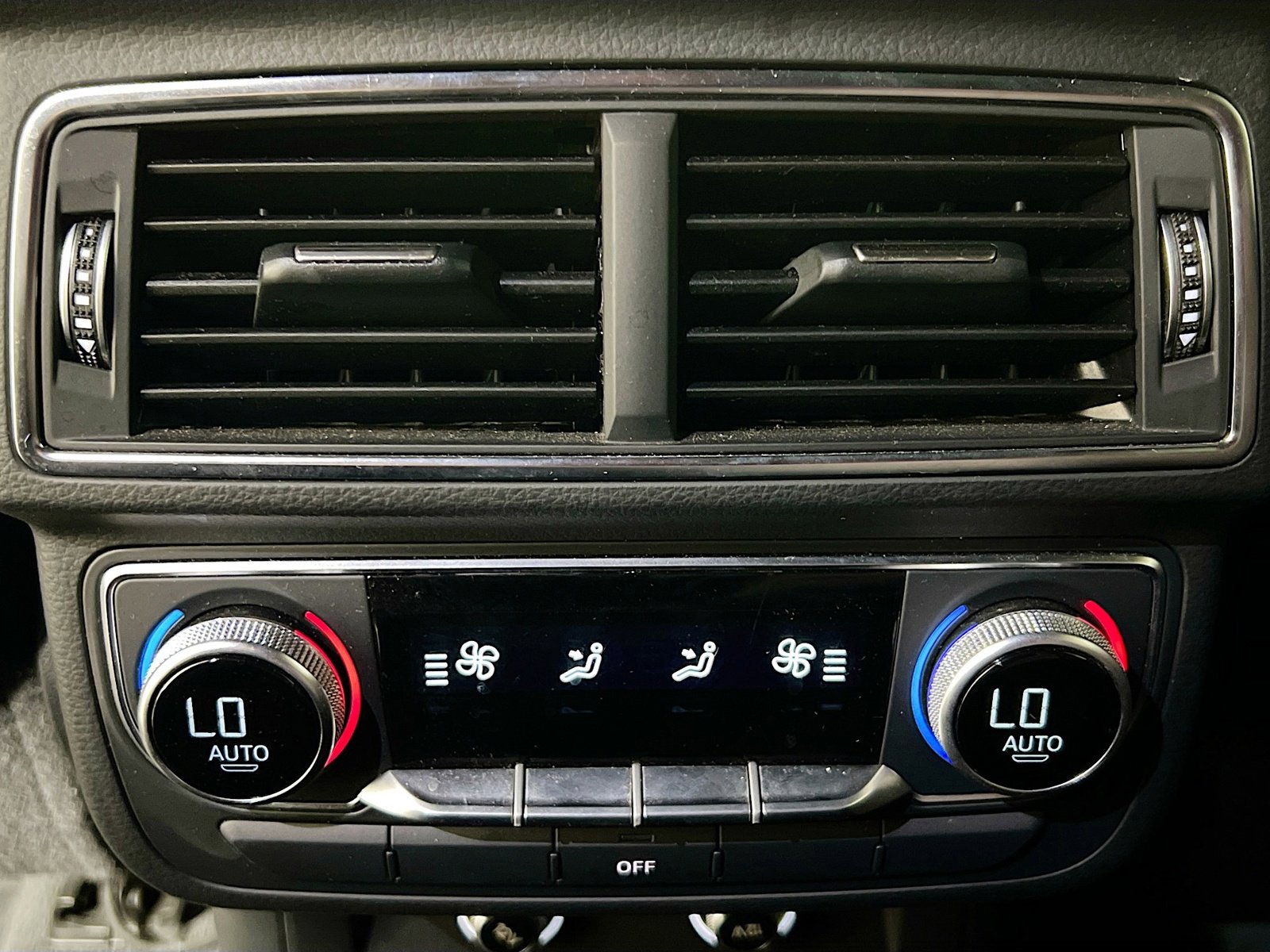 Used 2019 Audi Q7 3.0T Prestige w/ Prestige Package image 20