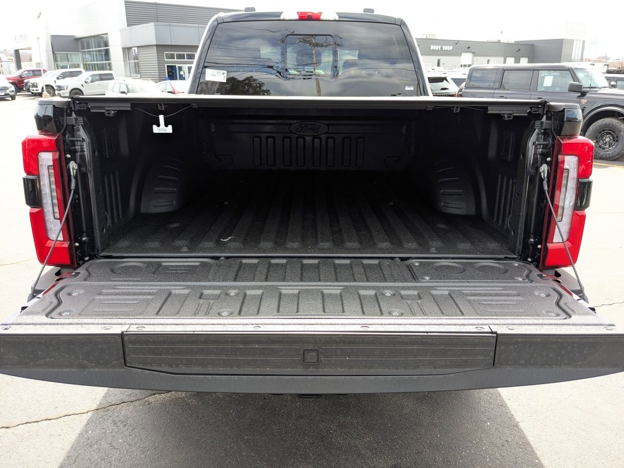 New 2026 Ford F250 Platinum w/ Platinum Plus Package image 13