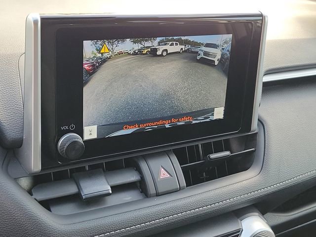 Used 2024 Toyota RAV4 LE AWD/4WD image 25