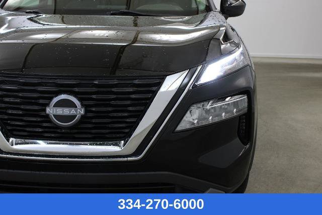 Certified 2023 Nissan Rogue SV image 7