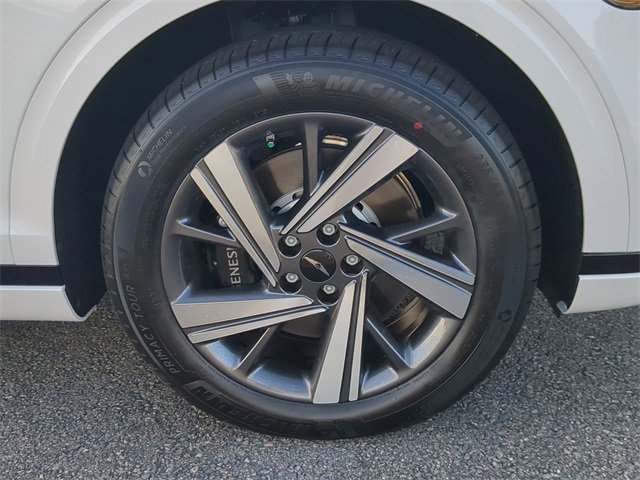 New 2026 Genesis GV70 3.5T Sport Advanced image 10