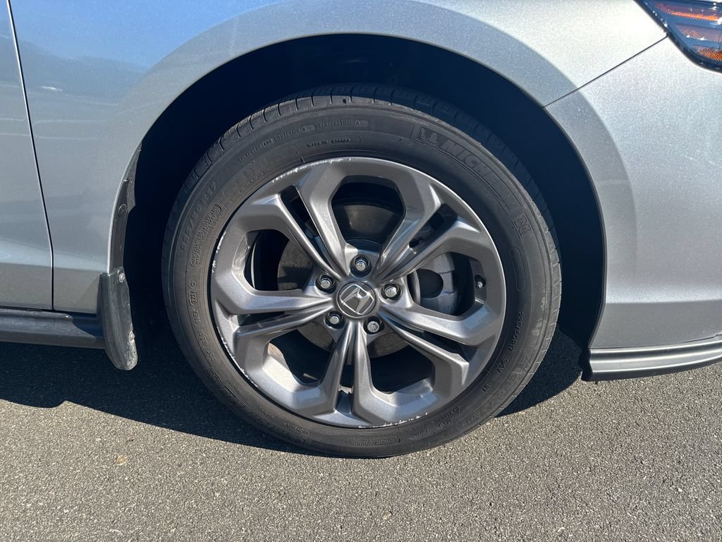 Certified 2024 Honda Accord EX image 11