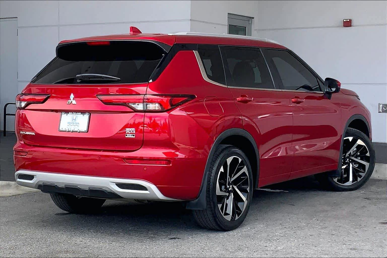Used 2022 Mitsubishi Outlander SEL FWD image 13