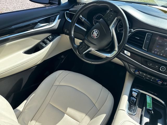 Used 2023 Buick Enclave Essence w/ Sport Touring Edition AWD/4WD image 23