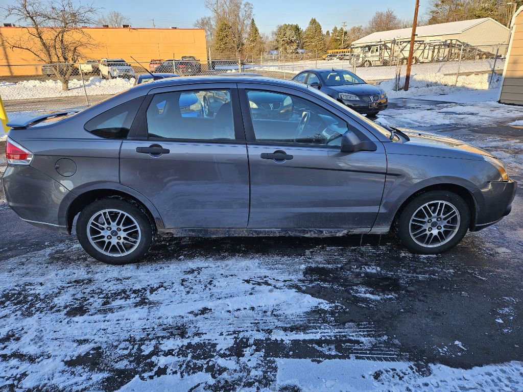 Used 2011 Ford Focus SE w/ 201A Rapid Spec Order Code image 6