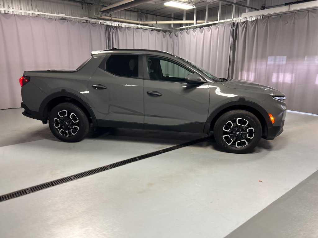 Used 2024 Hyundai Santa Cruz SEL w/ Activity Package FWD image 8