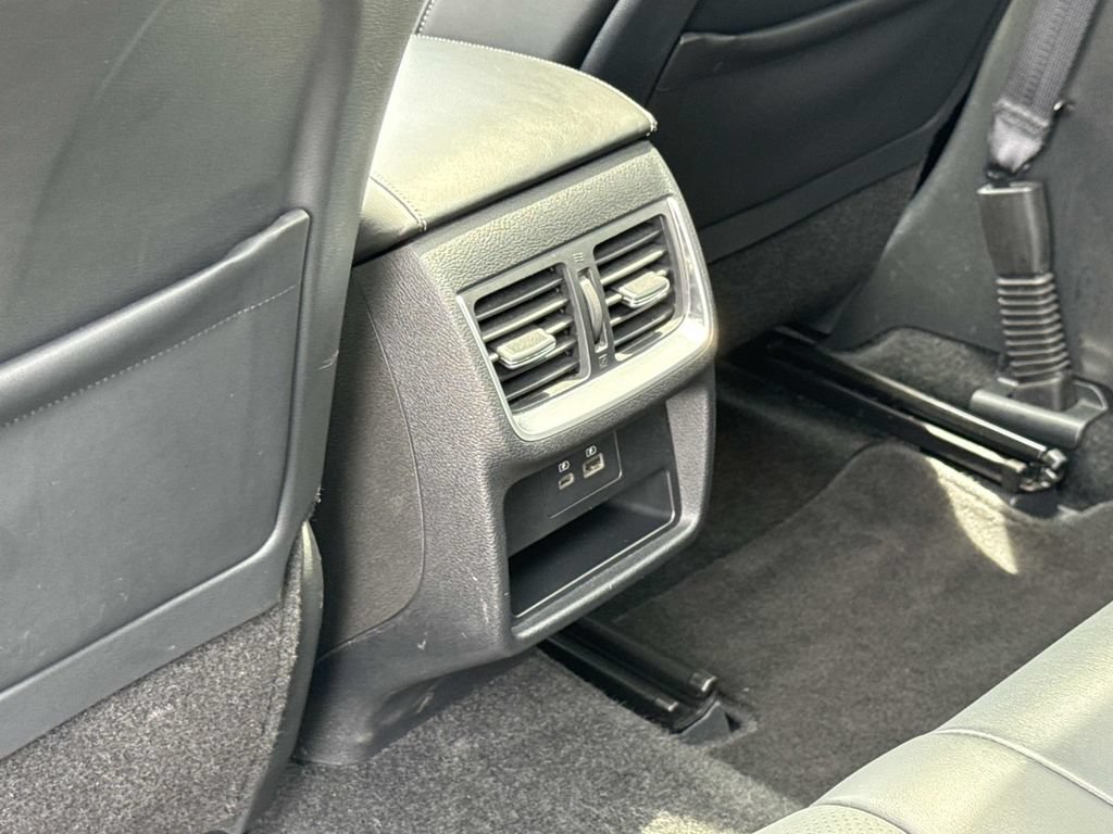 Used 2023 INFINITI QX50 Luxe AWD/4WD image 17
