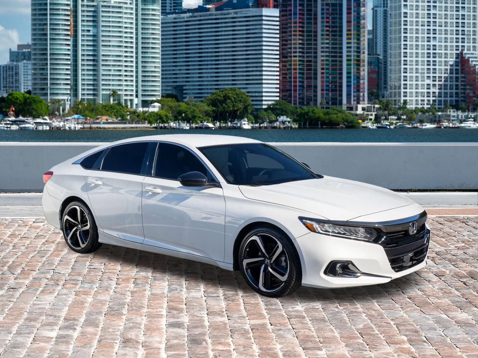 Used 2022 Honda Accord Sport image 3