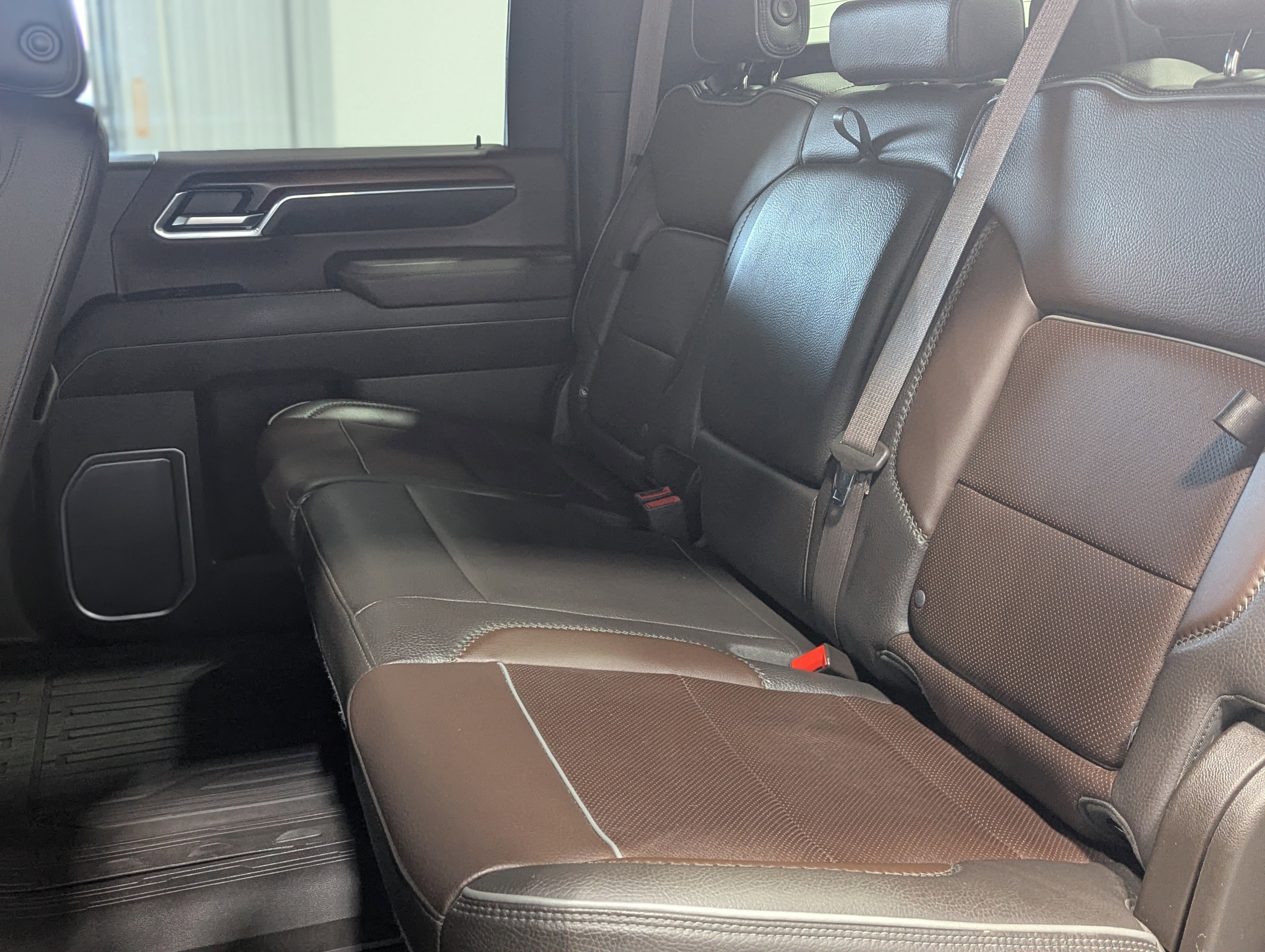 Used 2024 GMC Sierra 3500 Denali w/ Denali Reserve Package image 14