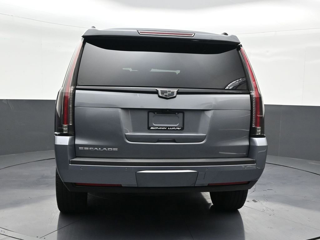 Used 2020 Cadillac Escalade Luxury image 4
