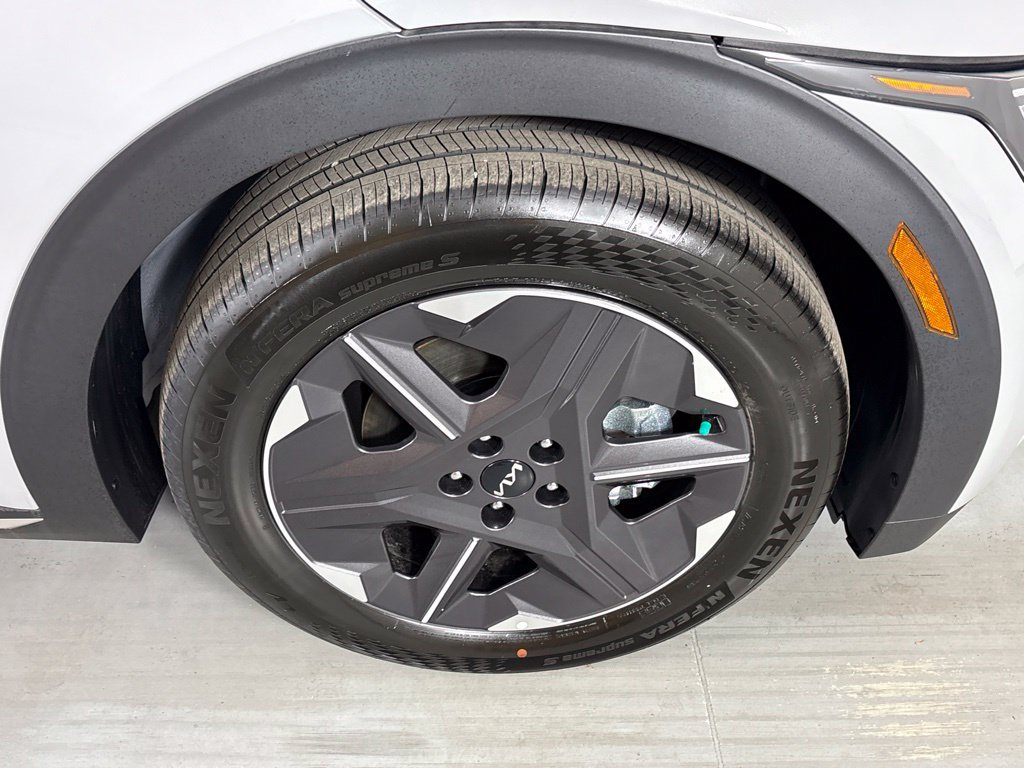 New 2026 Kia EV6 Light RWD image 11