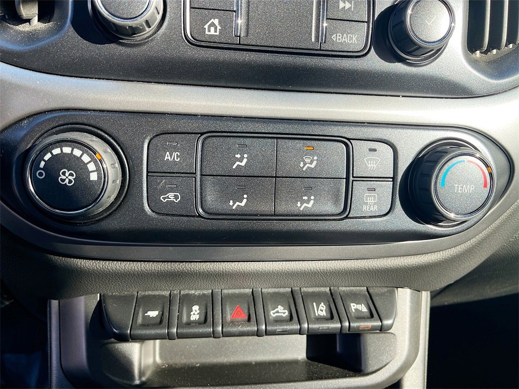 Used 2022 Chevrolet Colorado LT w/ Safety Package image 15