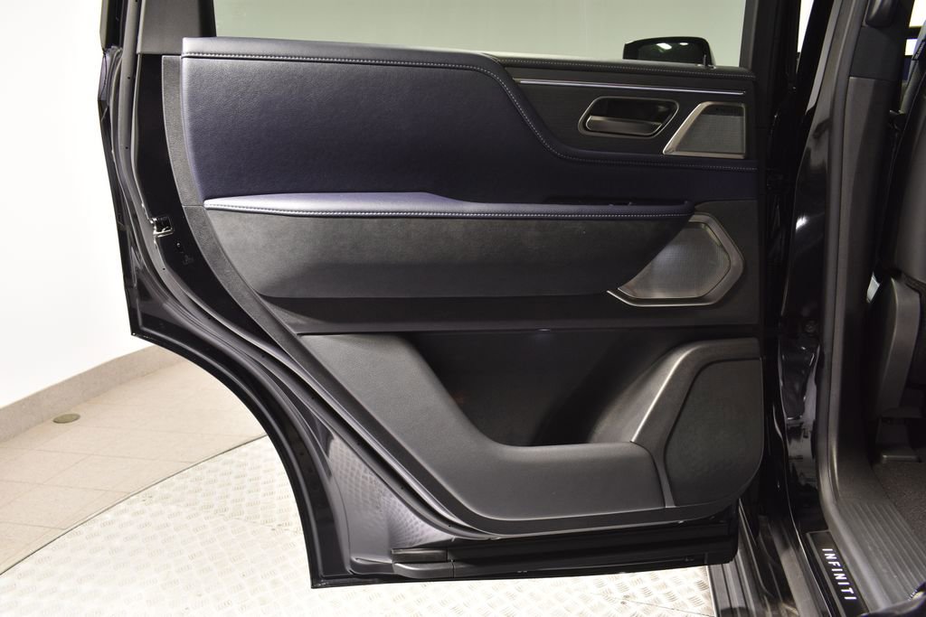 New 2026 INFINITI QX80 4WD image 27