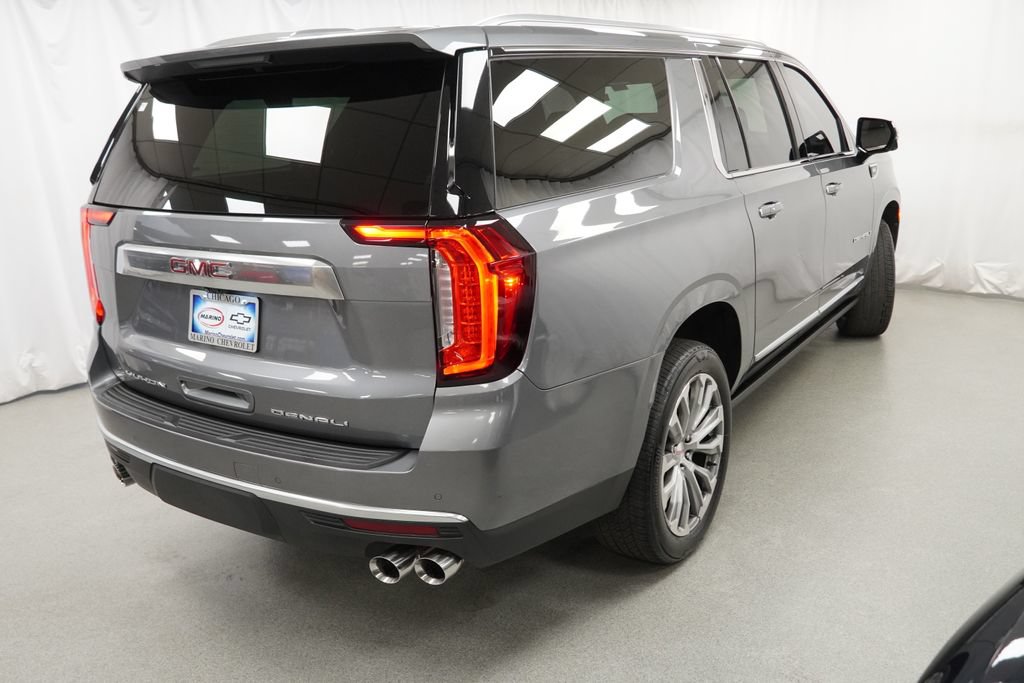 Used 2021 GMC Yukon XL Denali w/ Denali Premium Package AWD/4WD image 2