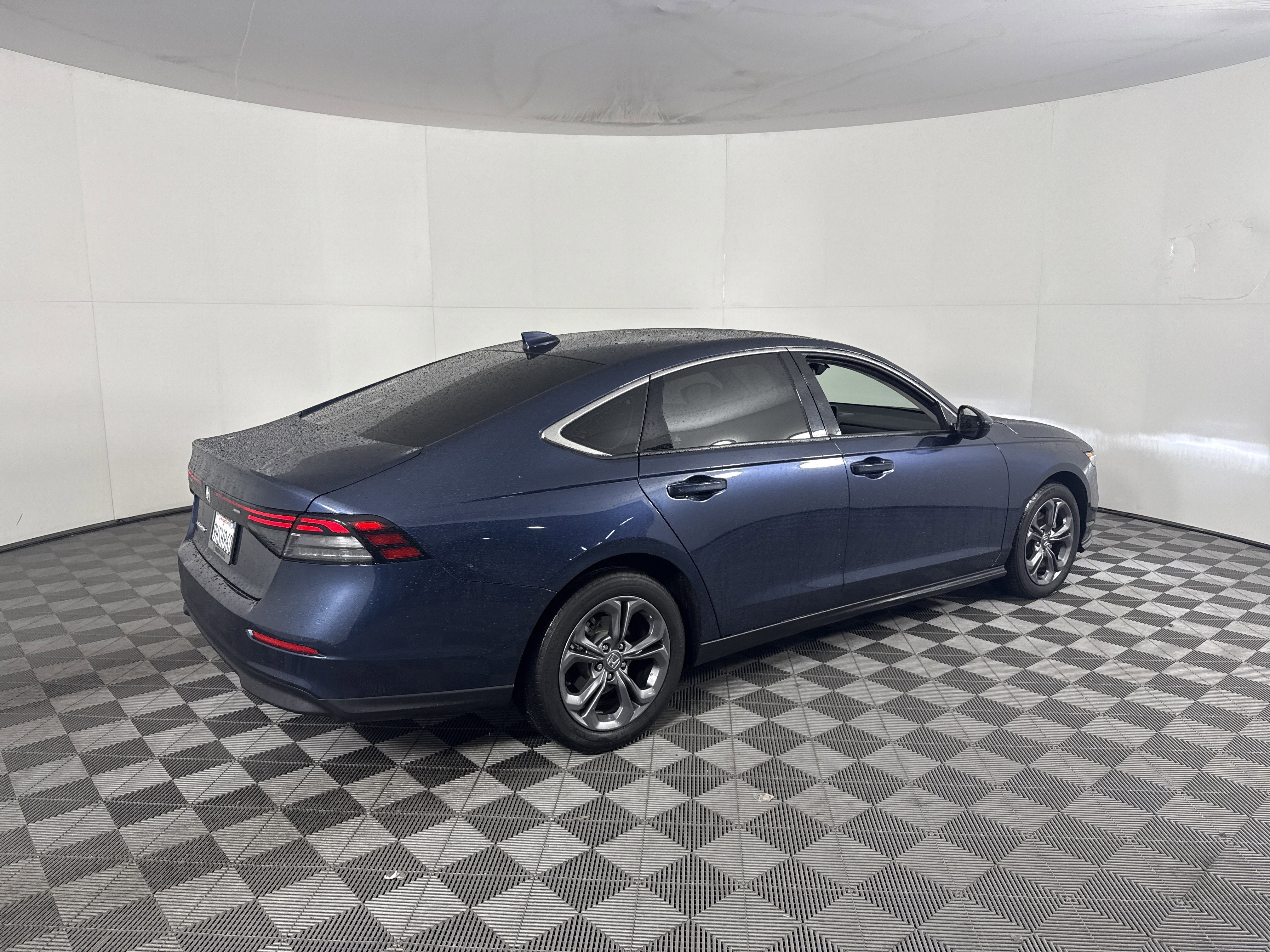 Certified 2023 Honda Accord EX image 4