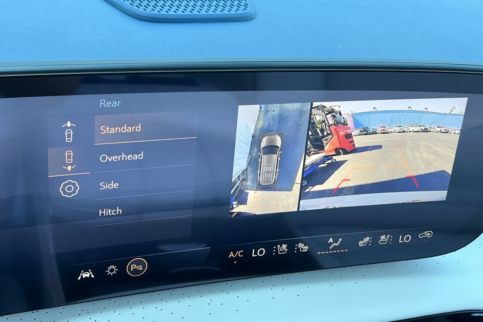 New 2026 Buick Enclave Avenir w/ Super Cruise Package FWD image 19