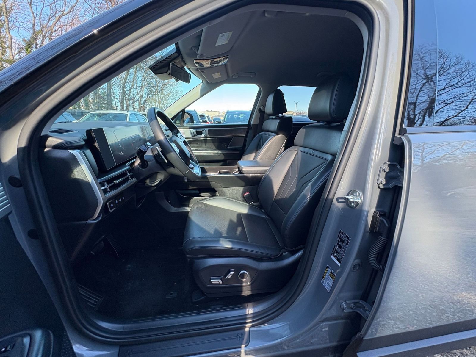 Used 2025 Hyundai Santa Fe SEL image 22