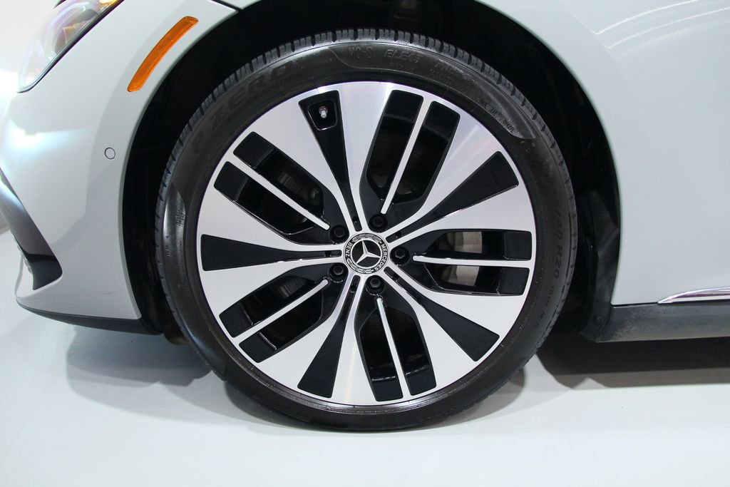 Used 2023 Mercedes-Benz EQE 350+ 4MATIC Sedan image 18