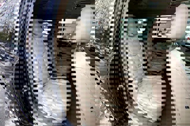 Used 2019 Cadillac Escalade ESV Luxury image 26