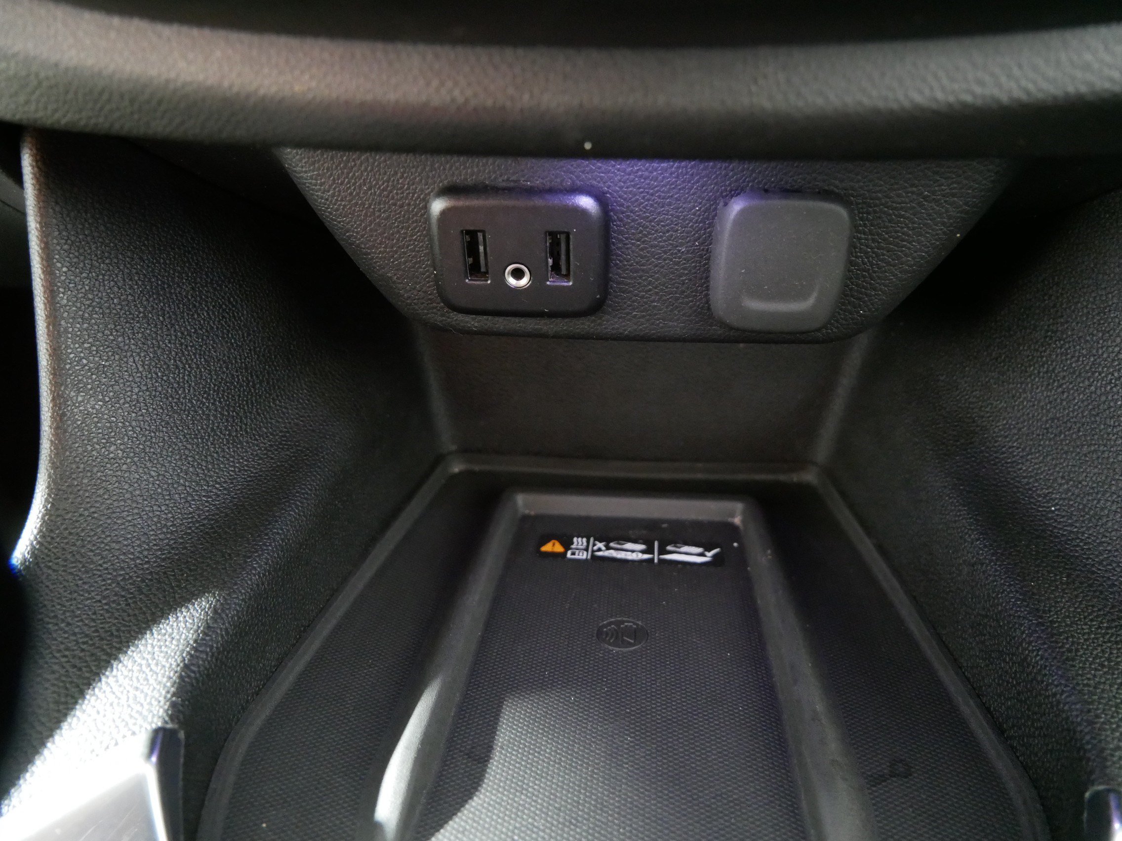 Used 2019 Chevrolet Traverse Premier AWD/4WD image 29