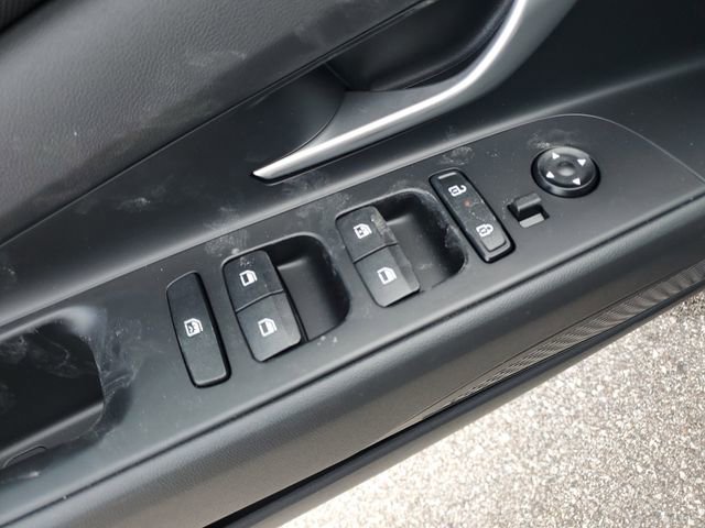 New 2026 Hyundai Elantra Limited image 20