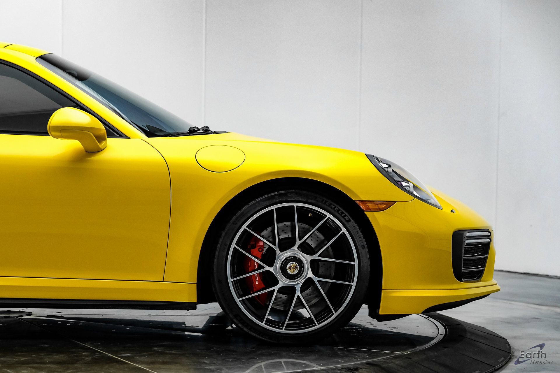 Used 2018 Porsche 911 Turbo S image 23