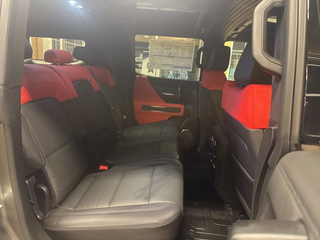 New 2026 GMC Hummer EV 3X w/ Carbon Fiber Edition Package AWD/4WD image 16
