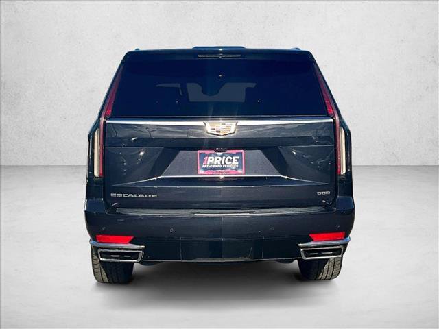 Used 2023 Cadillac Escalade Premium Luxury RWD image 4