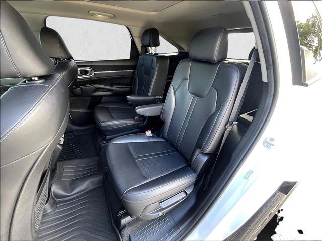 Used 2022 Kia Sorento SX FWD image 28