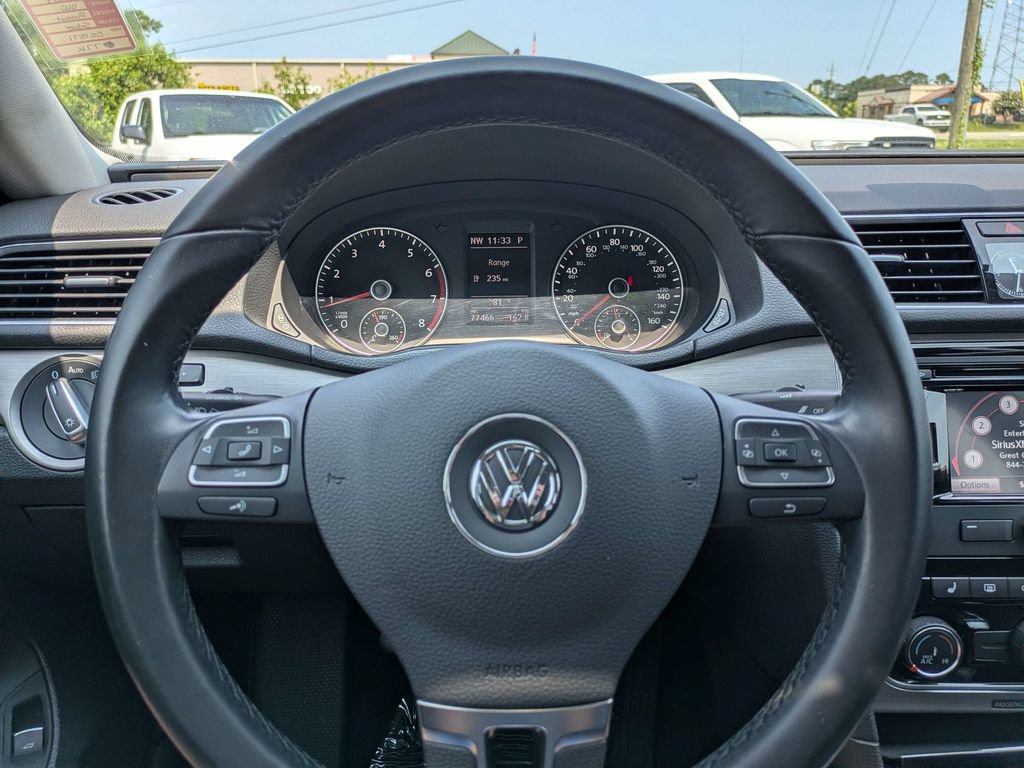 Used 2014 Volkswagen Passat 1.8T SE FWD image 24