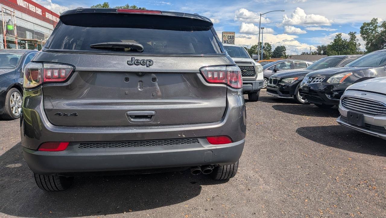 Used 2018 Jeep Compass Latitude AWD/4WD image 6