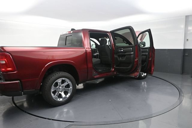 Used 2025 RAM 1500 Big Horn AWD/4WD image 36