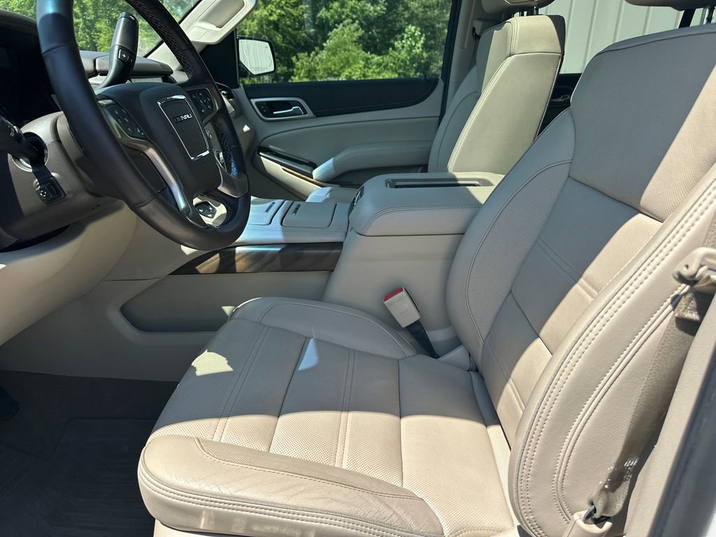 Used 2019 GMC Yukon Denali w/ Open Road Package RWD image 10