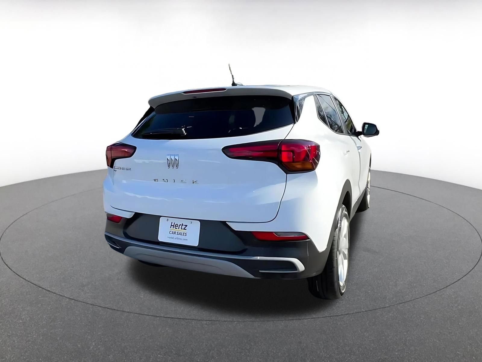 Used 2025 Buick Encore GX Preferred AWD/4WD image 15