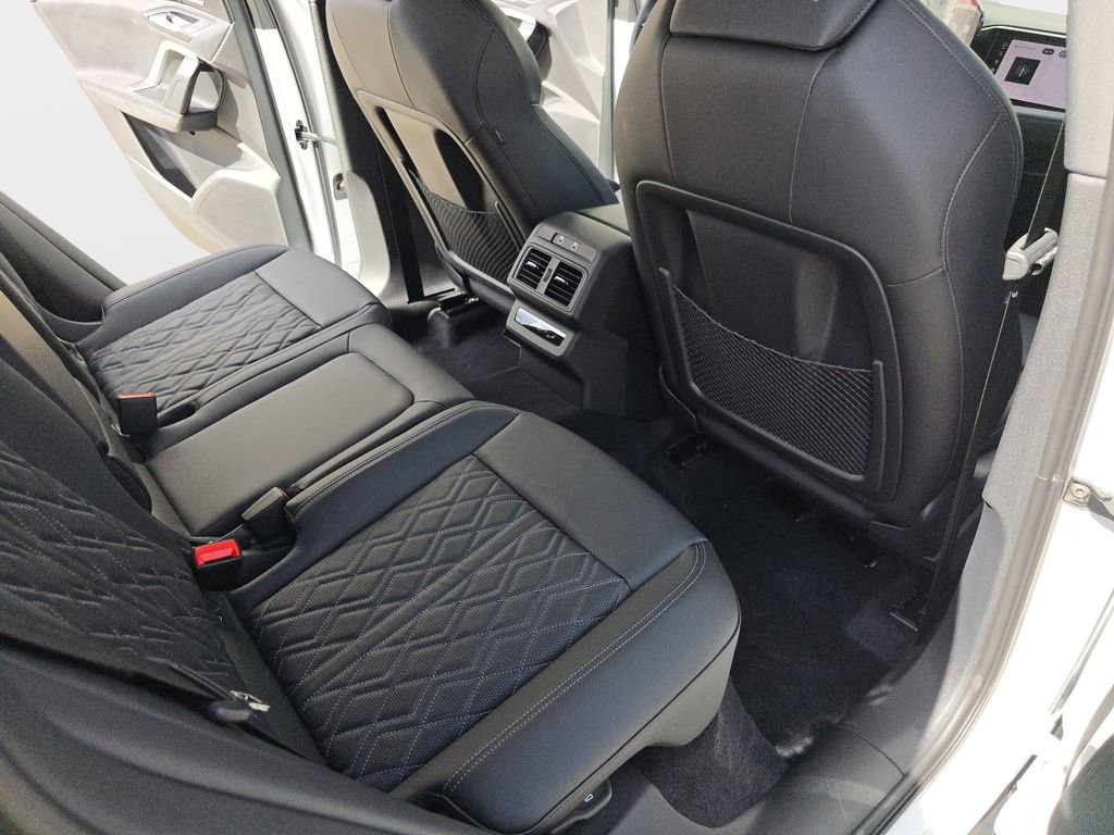 New 2026 Audi SQ5 Prestige image 11