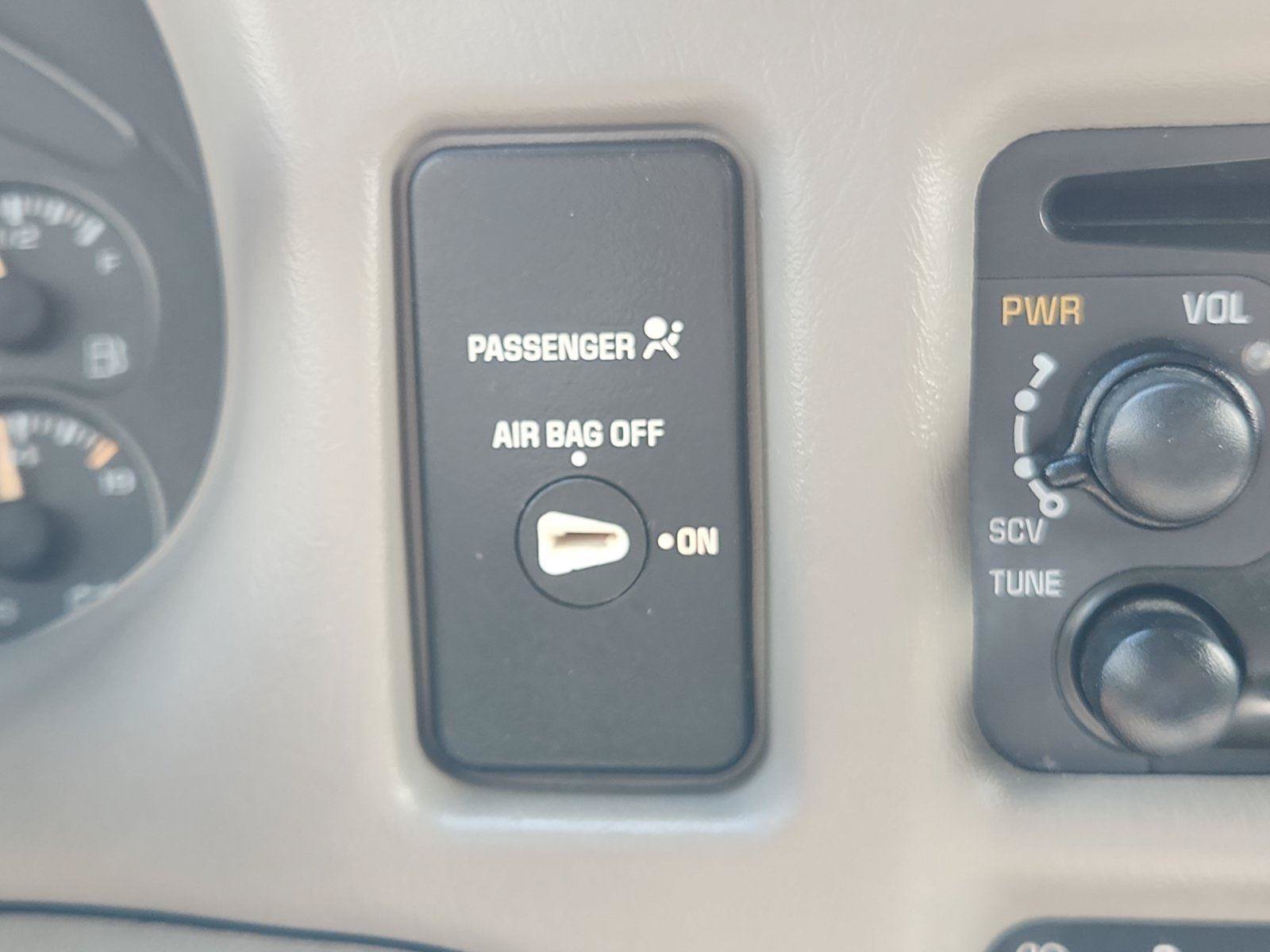 Used 1999 GMC Sonoma SLS w/ Convenience Group RWD image 28