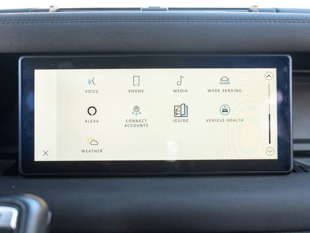 Used 2023 Land Rover Defender 110 X-Dynamic SE image 26