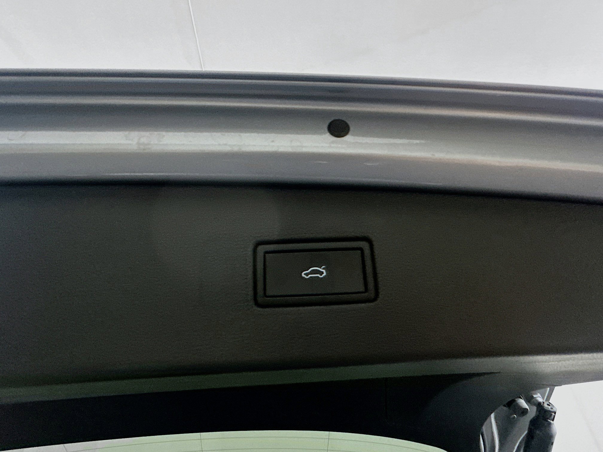 Used 2024 Volkswagen Tiguan SE image 29