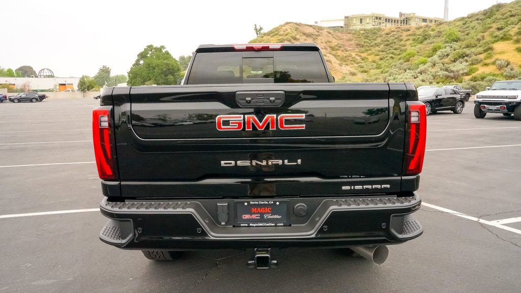 New 2025 GMC Sierra 2500 Denali w/ Denali Reserve Package image 12