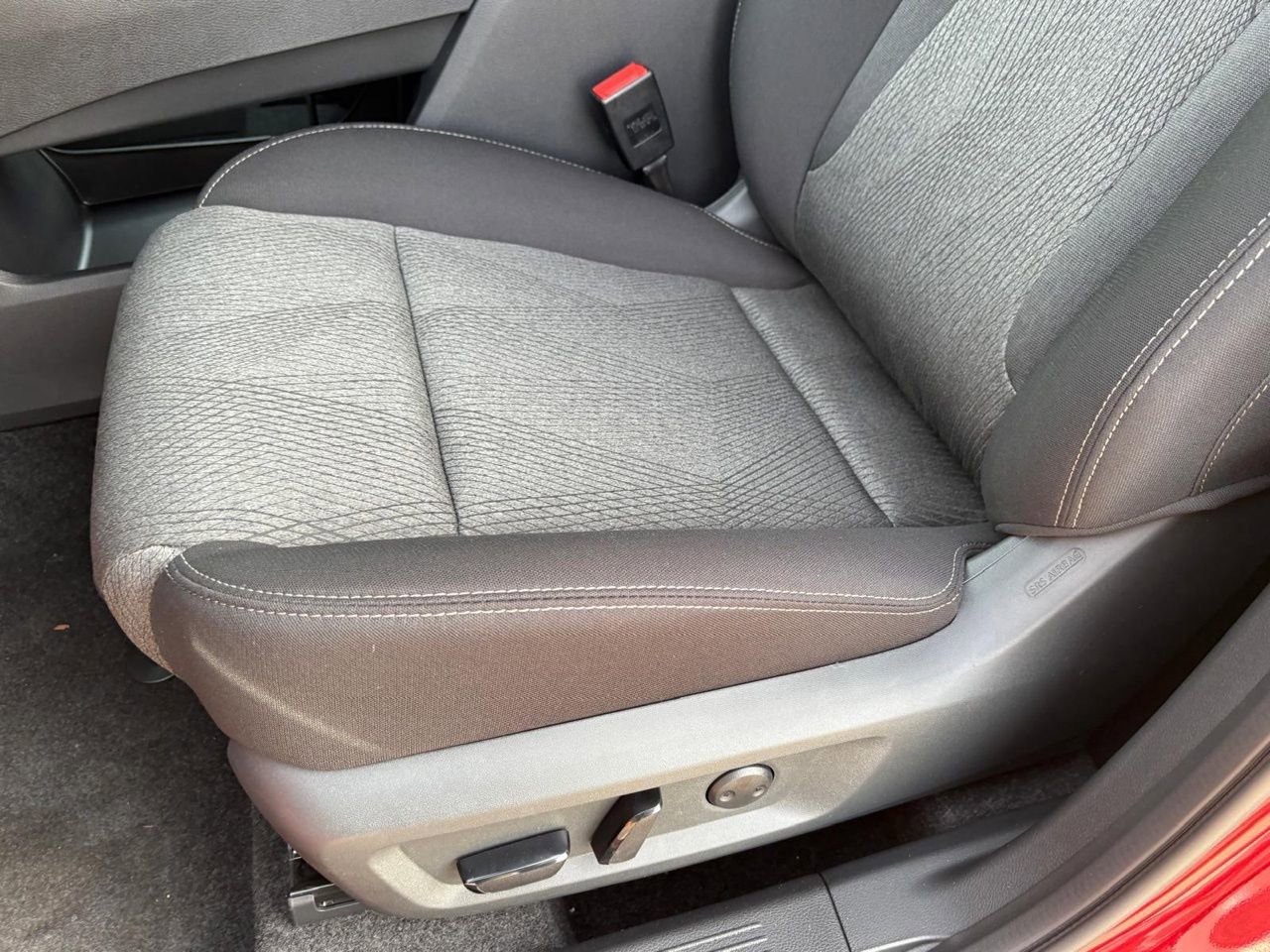 New 2026 Nissan Rogue SV image 20