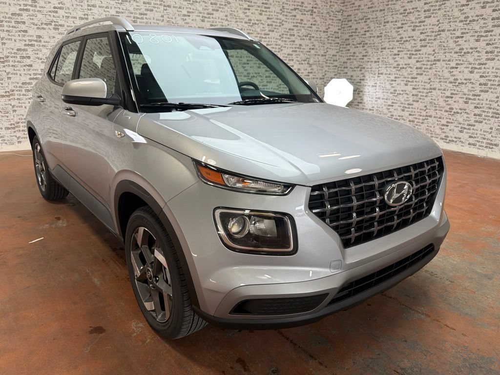 New 2026 Hyundai Venue SEL FWD image 9