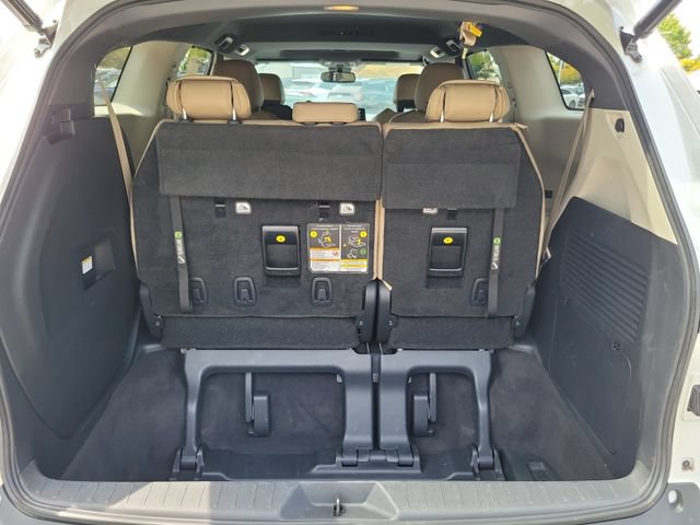 Used 2021 Toyota Sienna XLE FWD image 8