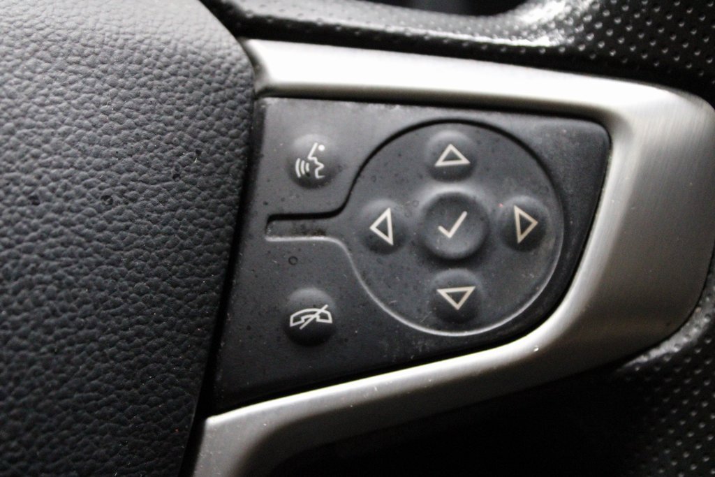 Used 2023 GMC Acadia SLE w/ Driver Convenience Package image 30