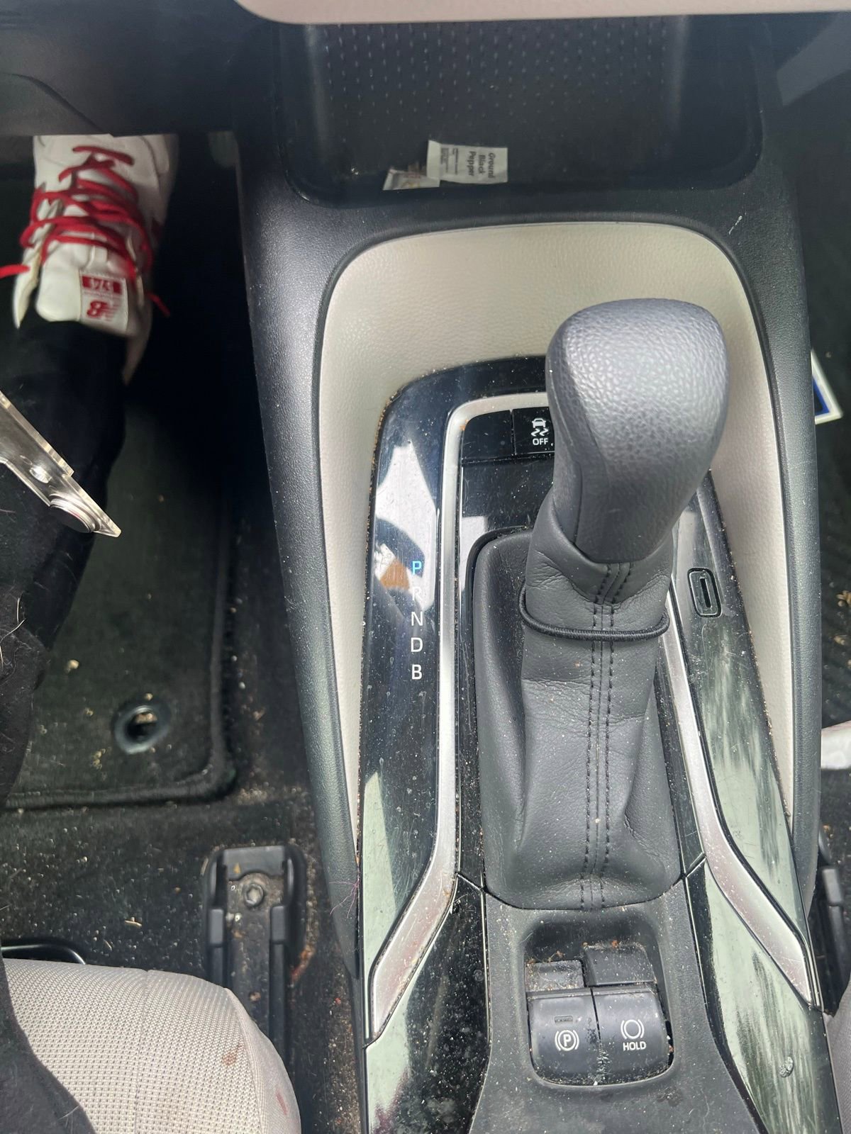 Used 2021 Toyota Corolla LE image 29