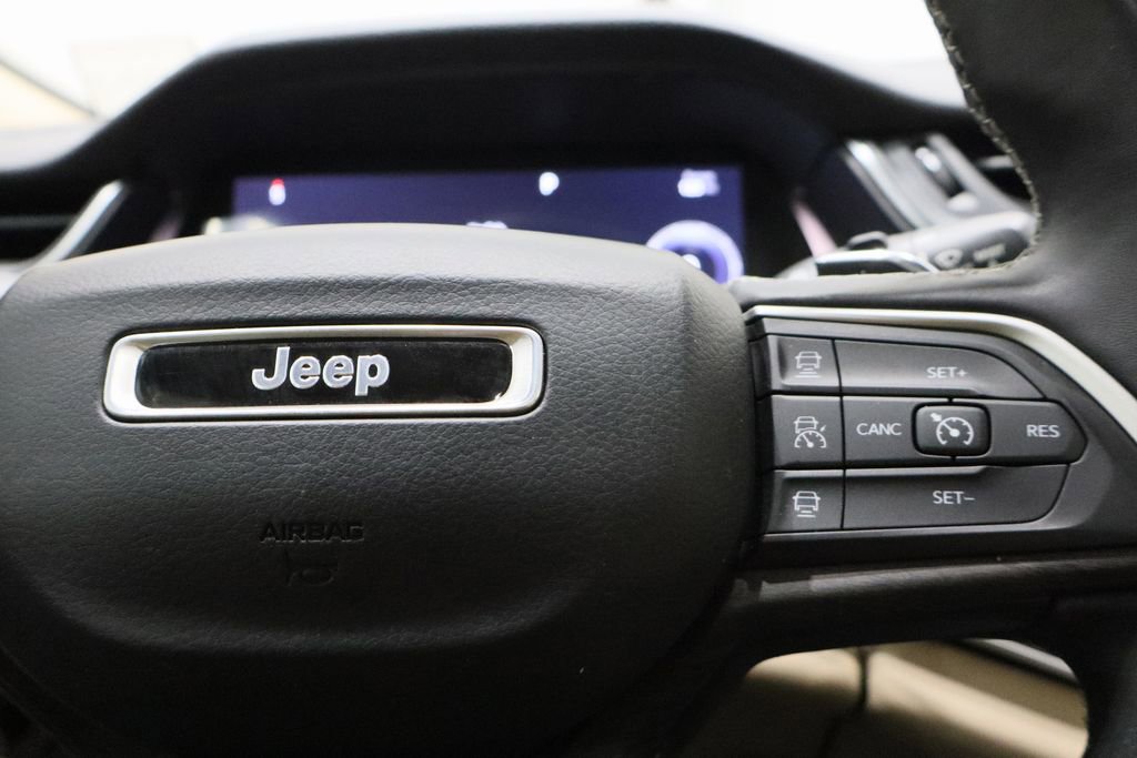 Used 2021 Jeep Grand Cherokee L Limited image 10